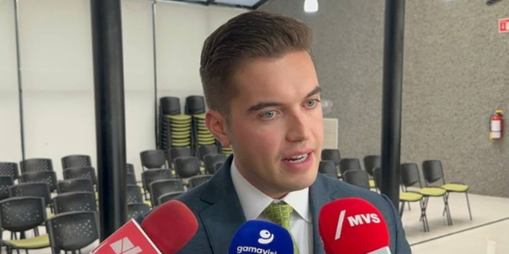 En Nuevo León, Jesús Elizondo Salazar promueve estrategias contra ciberataques