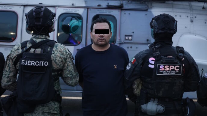 El R1 permanece en prisión por homicidio relacionado con Carlos Manzo
